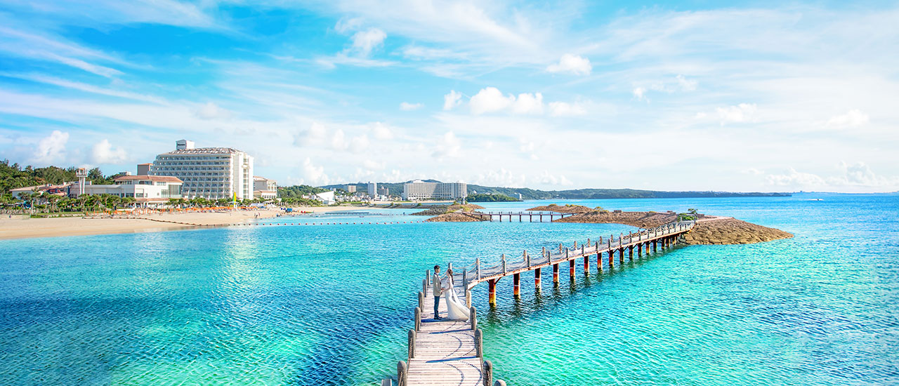 アートグレイス オーシャンフロント ガーデンチャペル沖縄