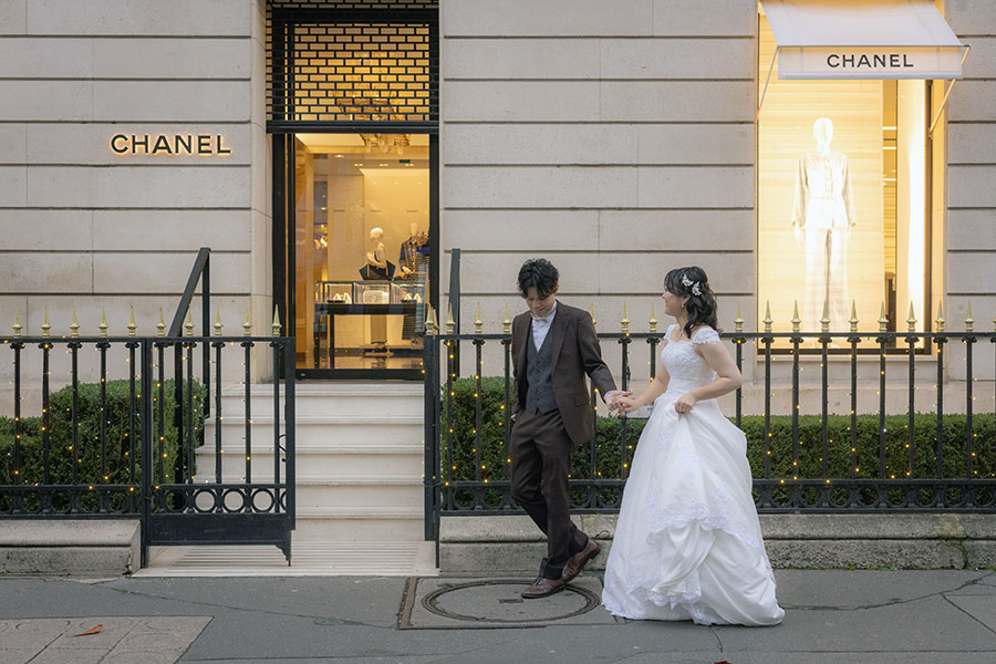 ヨーロッパ結婚式・挙式・ウェディング「フランス・パリ 早朝フォトウェディング」卒花フォト・卒花写真