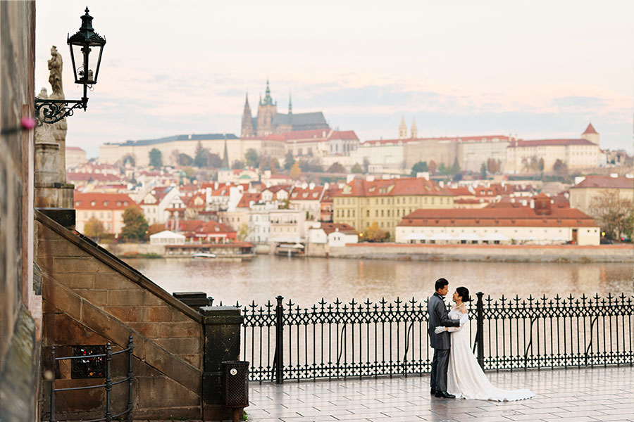ヨーロッパ結婚式・挙式・ウェディング「プラハフォトウェディング」フォト」写真・レポート