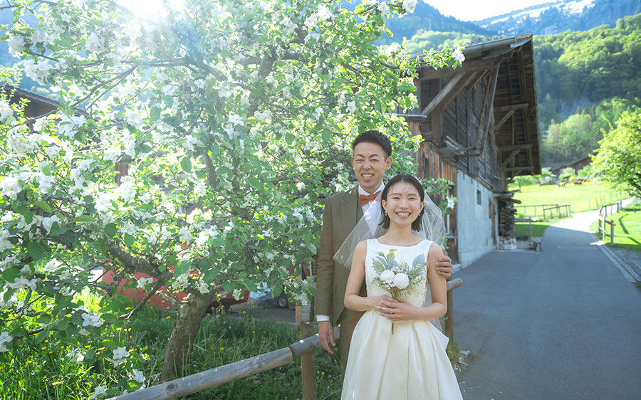 ヨーロッパ結婚式・挙式・ウェディング「スイス（インターラーケン泊）フォトウェディング」卒花フォト・卒花写真