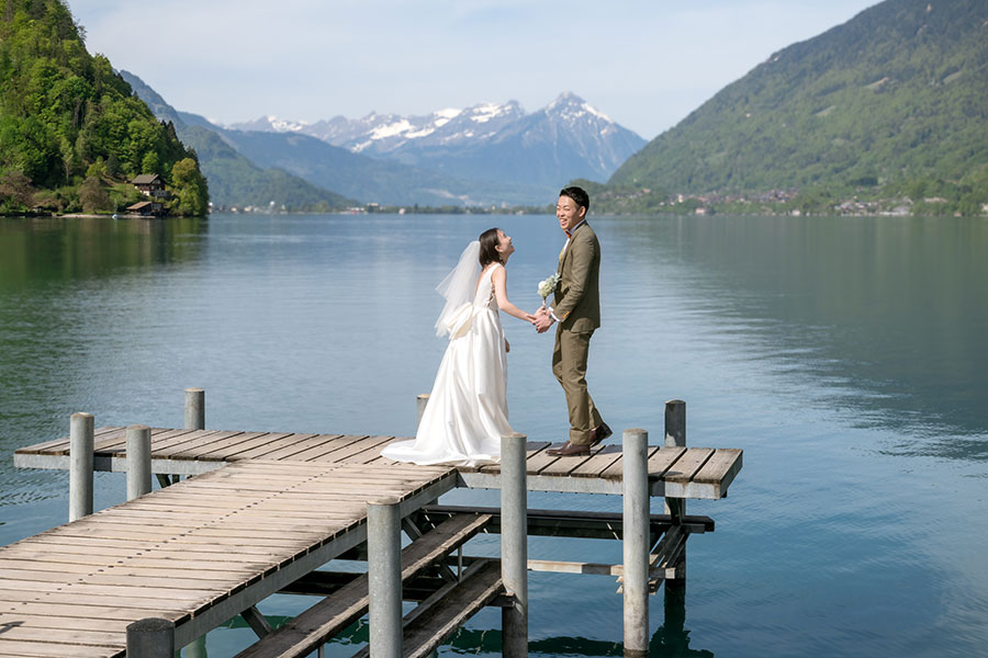 ヨーロッパ結婚式・挙式・ウェディング「スイス（インターラーケン泊）フォトウェディング」卒花フォト・卒花写真
