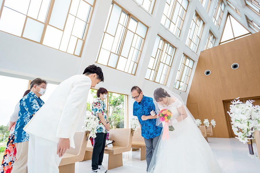 沖縄結婚式・挙式・ウェディング「ザ・ギノザリゾート 美らの教会」フォト・体験写真・体験レポート