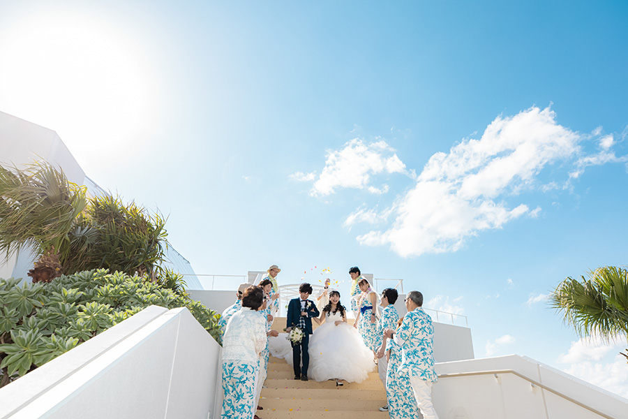 沖縄結婚式・挙式・ウェディング「アートグレイス オーシャンフロント ガーデンチャペル 沖縄」写真・レポート