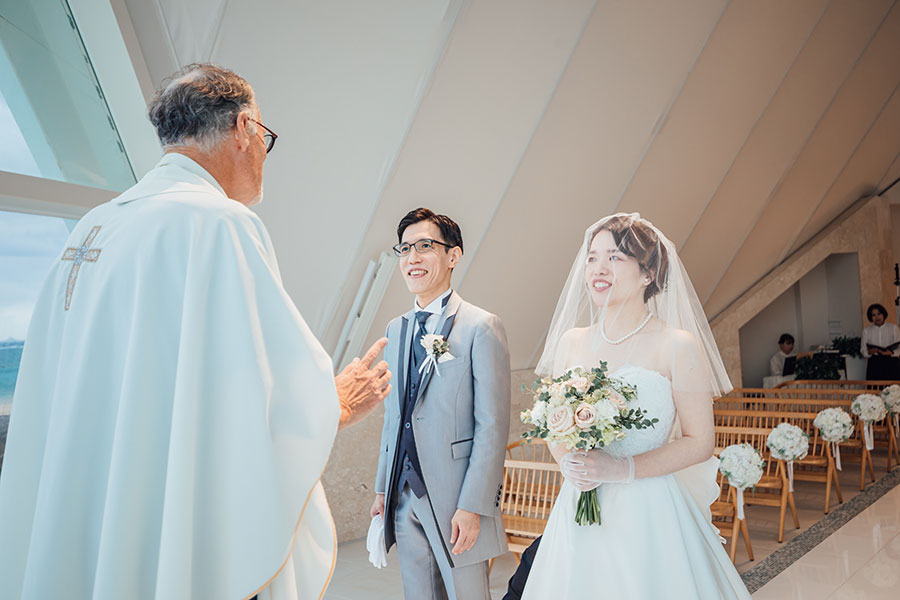 沖縄結婚式・挙式・ウェディング「アートグレイス オーシャンフロント ガーデンチャペル 沖縄」写真・レポート