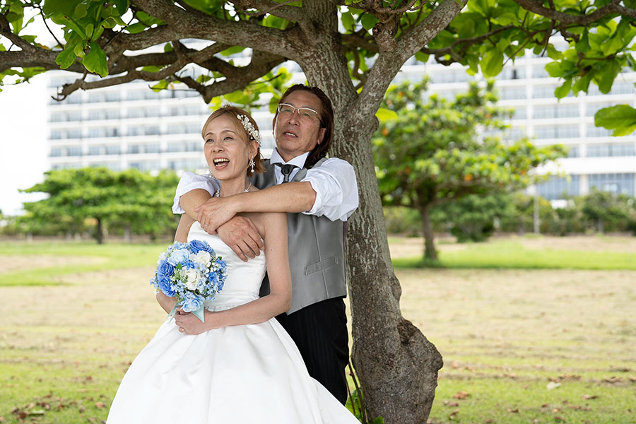 沖縄結婚式・挙式・ウェディング「チャペル＆ビーチフォトプラン シーシェルブルー」写真・レポート