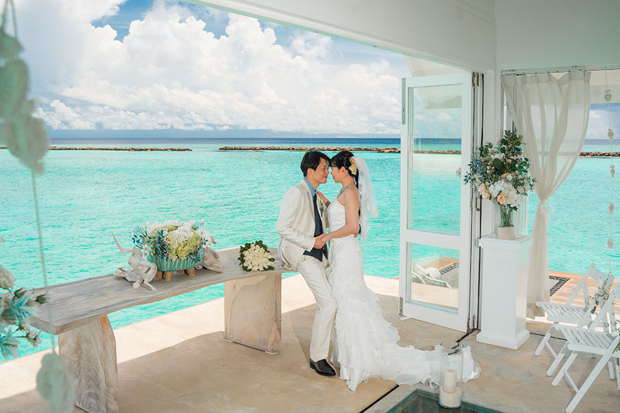 モルディブ・南太平洋結婚式・フォトウェディング「フォーシーズンズランダーギラヴァル チャペルフォトプラン