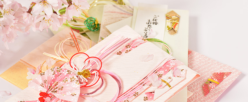 海外挙式でのご祝儀の考え方